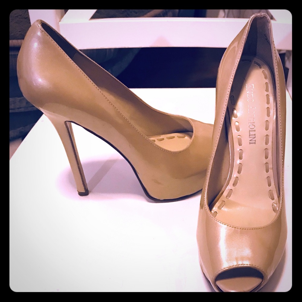 Great condition pumps